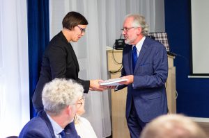 dr J. Człowiekowska i prof. J. Korczak